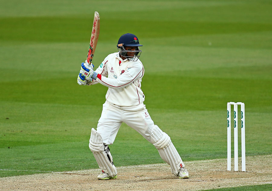 Chanderpaul celebrates runners-up spot with unexpected flourish