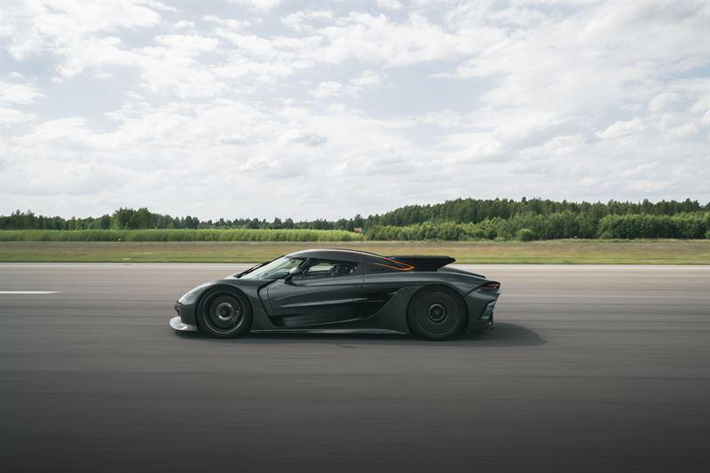 Watch Koenigsegg Smash Its Own 0-400-0 Record