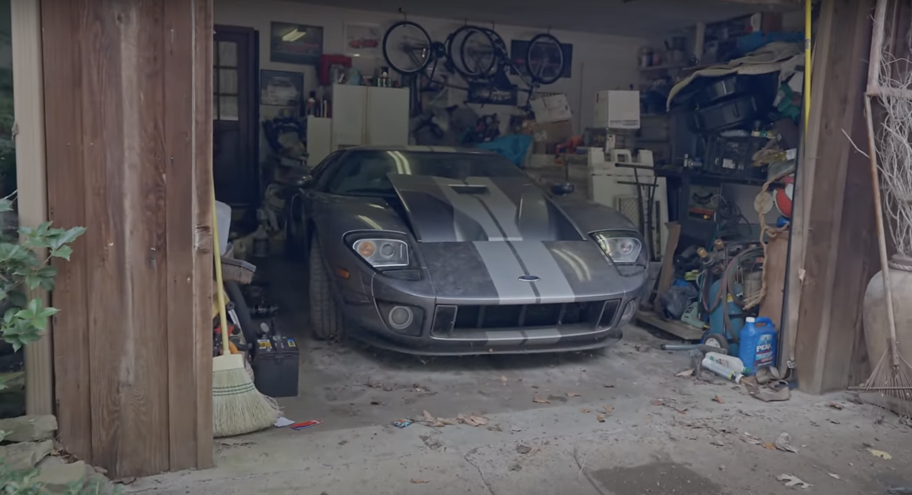 Watch As A Mouldy Barn Find Ford GT Is Unearthed