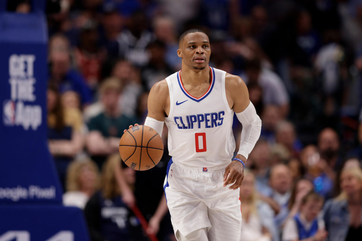 Russell Westbrook reaches 2-year, $6.8 million minimum deal with Nuggets after trade