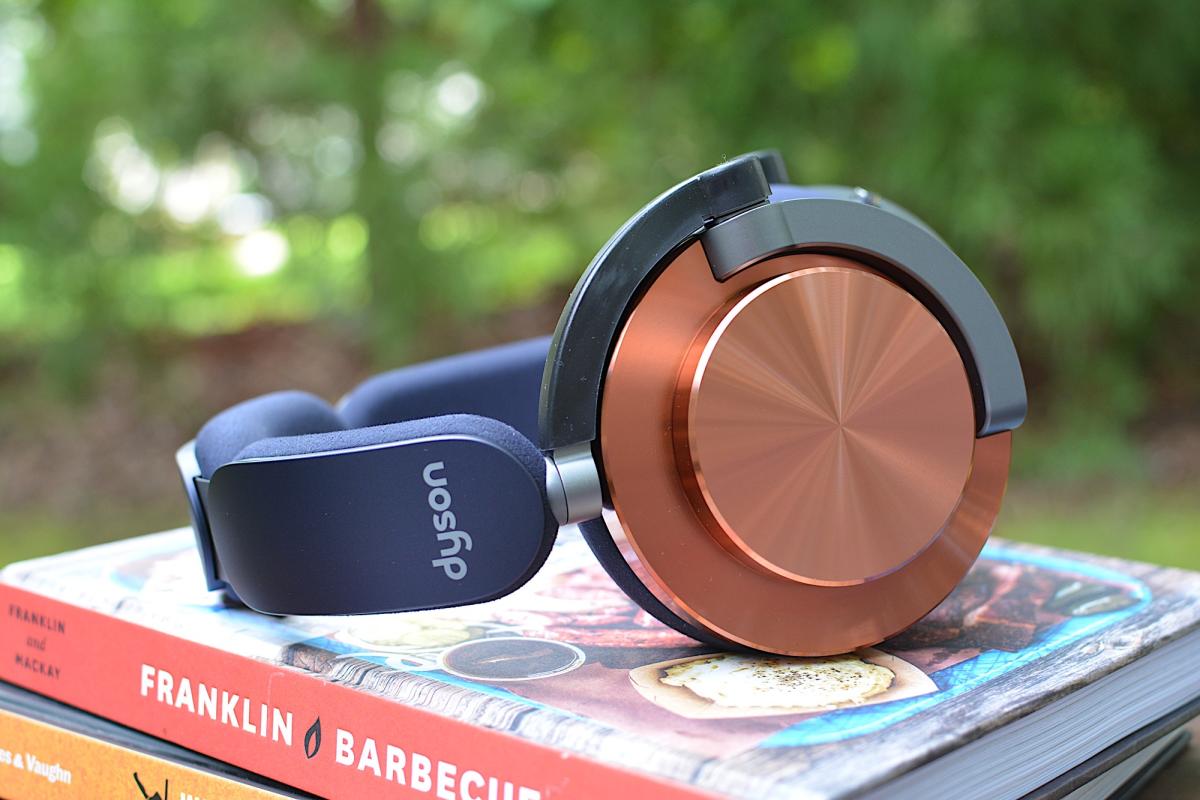 Engadget review recap: Dyson’s non-weird headphones and Lenovo’s ThinkPad X1 Carbon