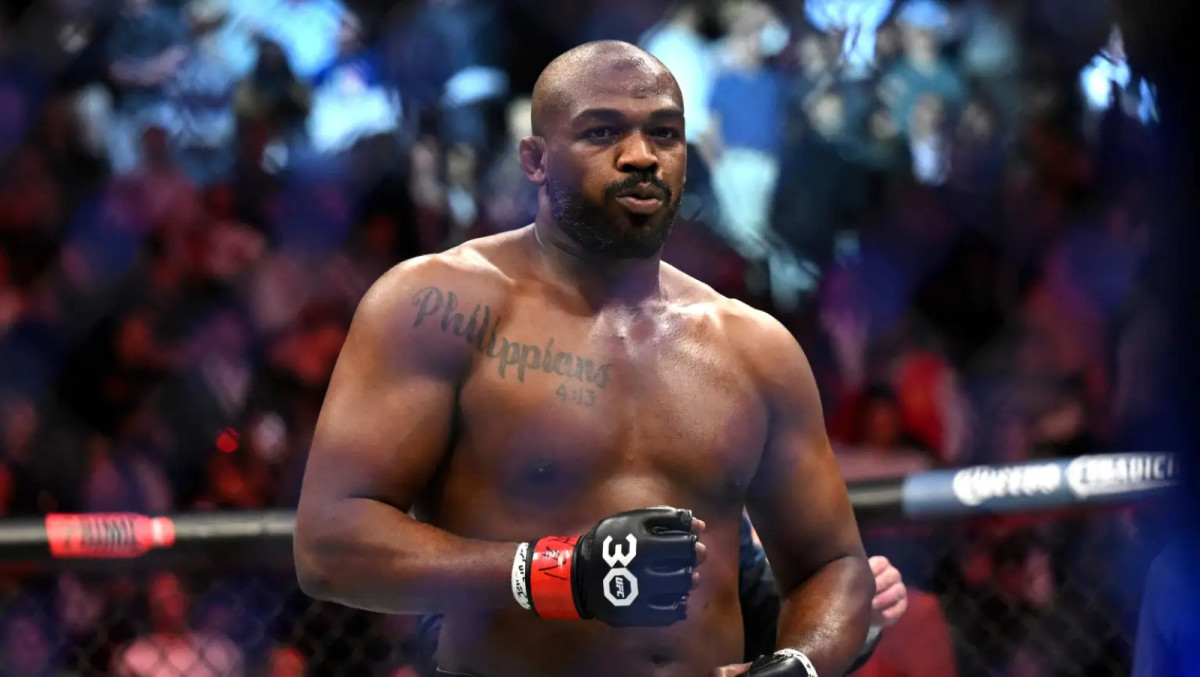 Jon Jones mocks Tom Aspinall, dismisses future fight possibility