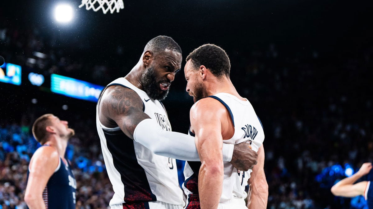 Warriors Urged To Complete Impossible Task That Can Prevent Stephen Curry-LeBron James Merger