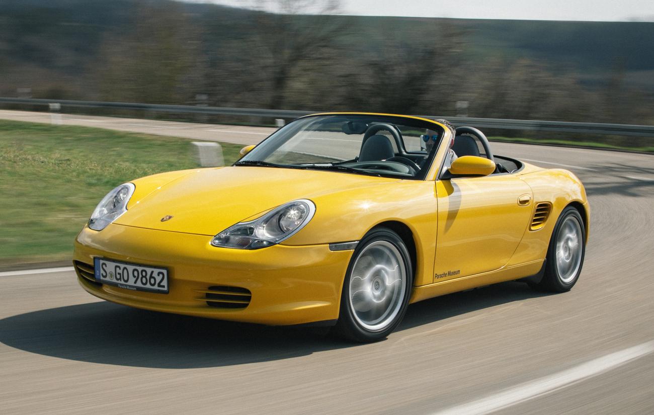 8 Mid-Engined Cars For Under £10,000