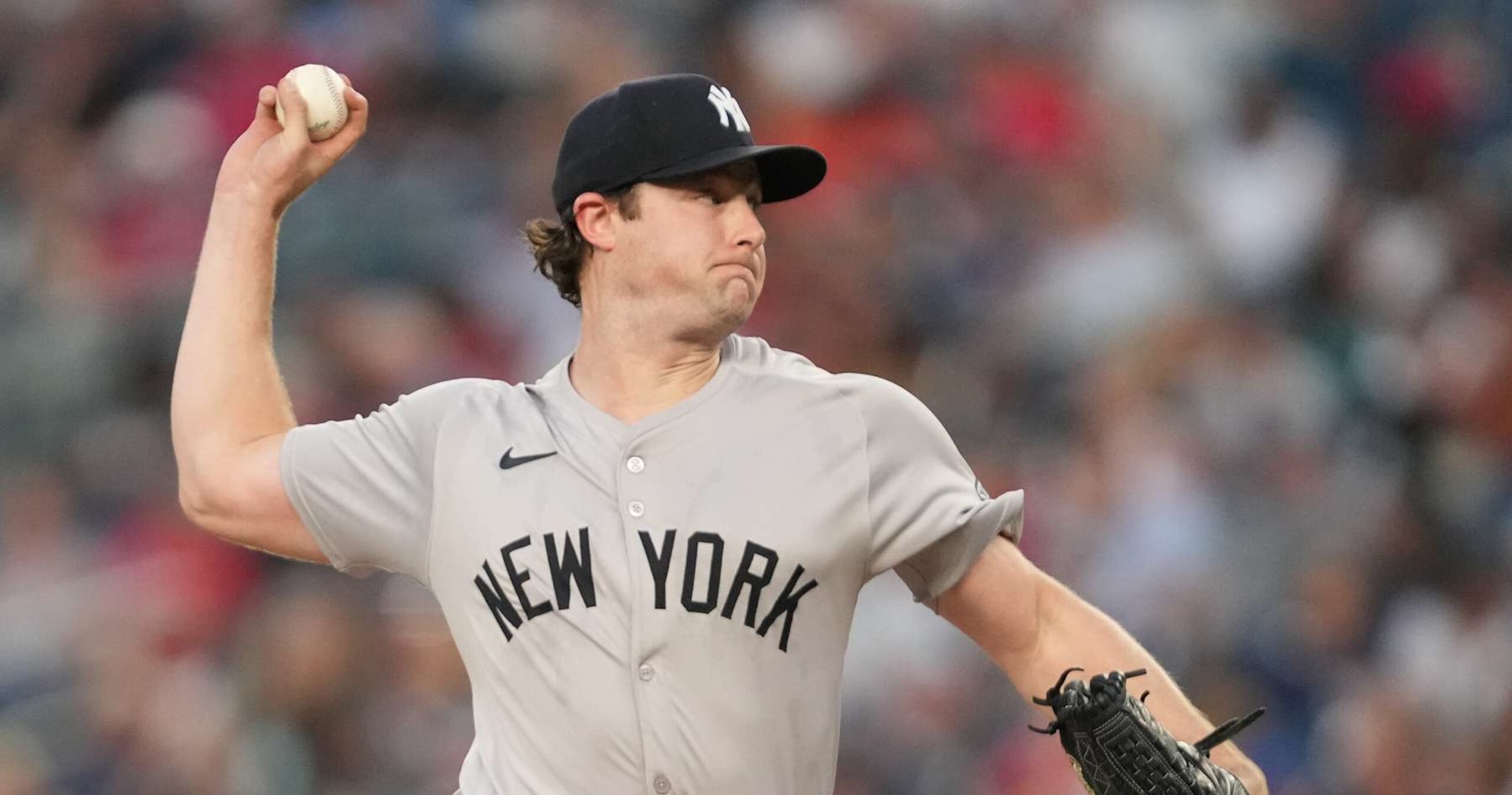 Yankees’ Gerrit Cole Exits Game vs. Rangers with Apparent Leg Injury