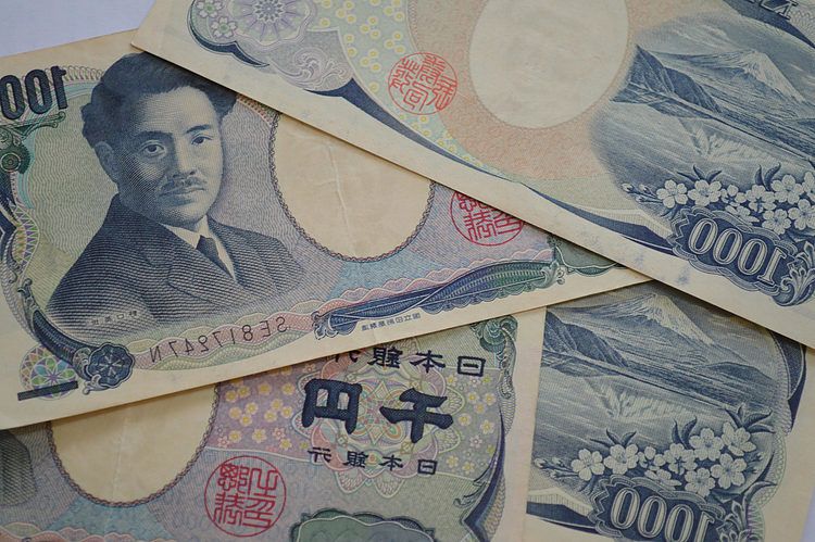 Japanese Yen appreciates as Services PMI marks the seventh consecutive month of expansion