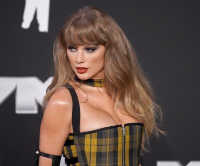 MTV Video Music Awards: Taylor Swift wins Video of the Year