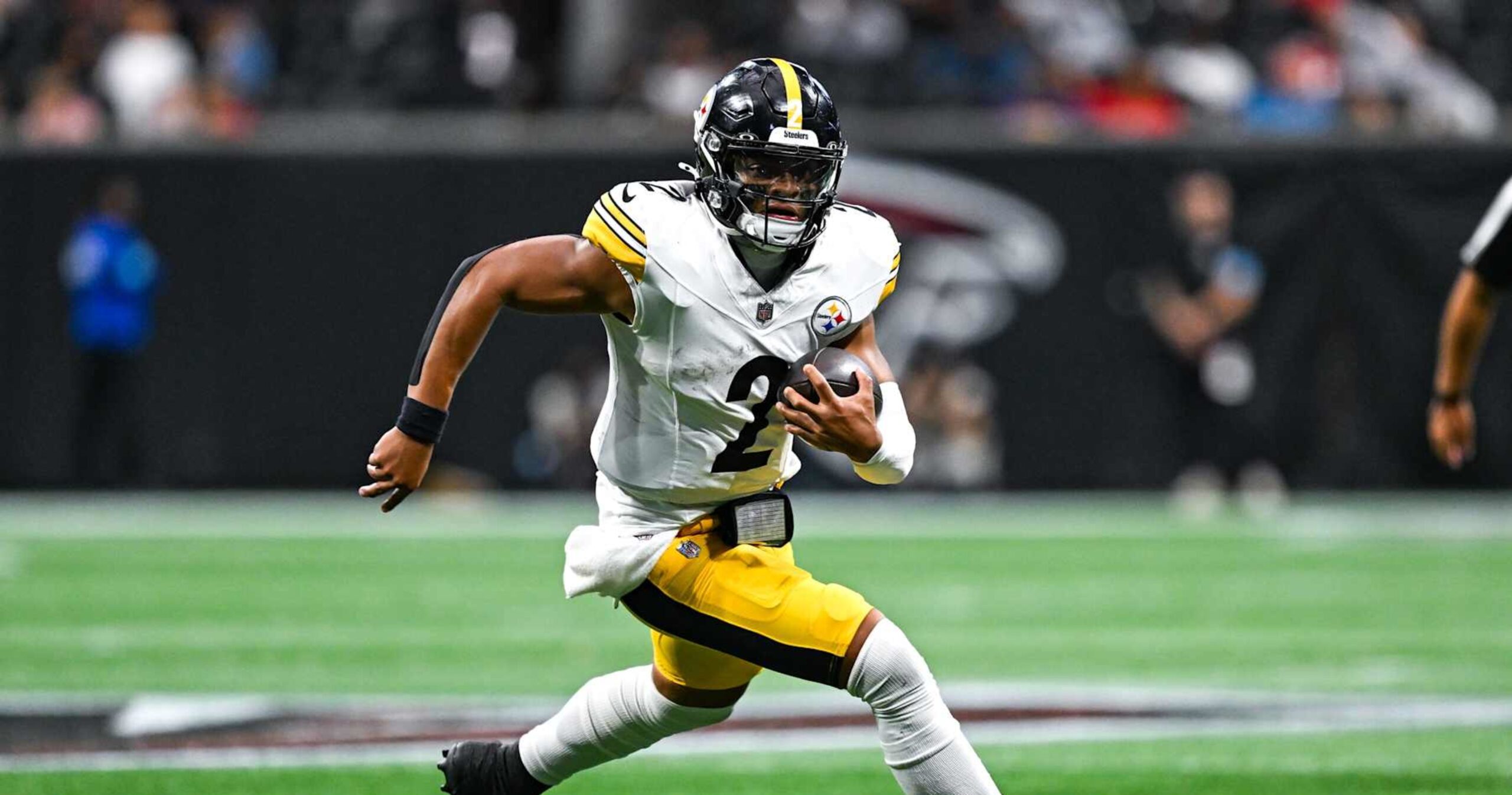 Justin Fields Rumors: Steelers QB to Start Through Week 3 amid Russell Wilson Injury