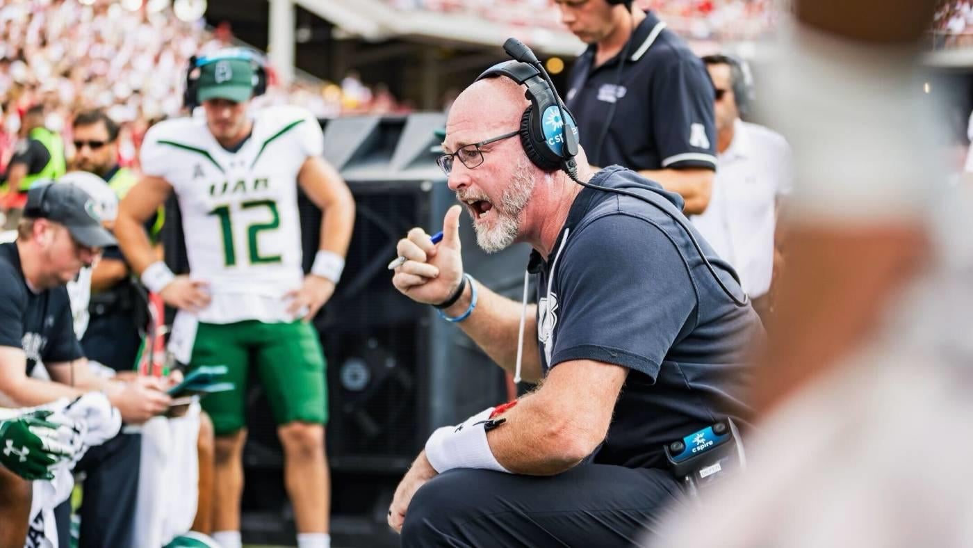 A day with Trent Dilfer: An exclusive behind-the-scenes look at UAB’s preparation for Arkansas in Week 3