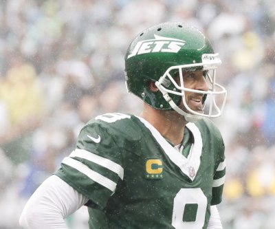 N.Y. Jets’ Aaron Rodgers criticizes ‘really bad’ officiating after loss to Buffalo Bills