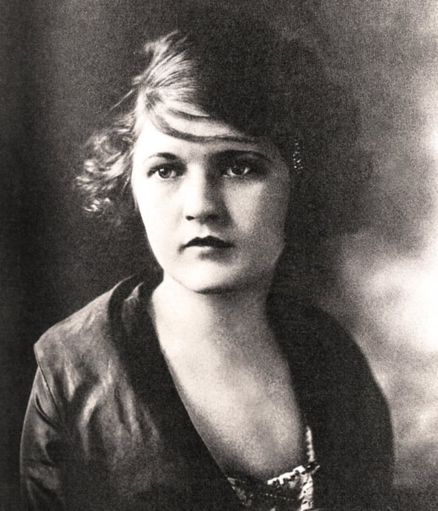 TIL Zelda Fitzgerald used to ridicule F. Scott Fitzgerald about his penis size so much that he made Ernest Hemingway take a look at it in a public bathroom. Hemingway told him his dick was normal.