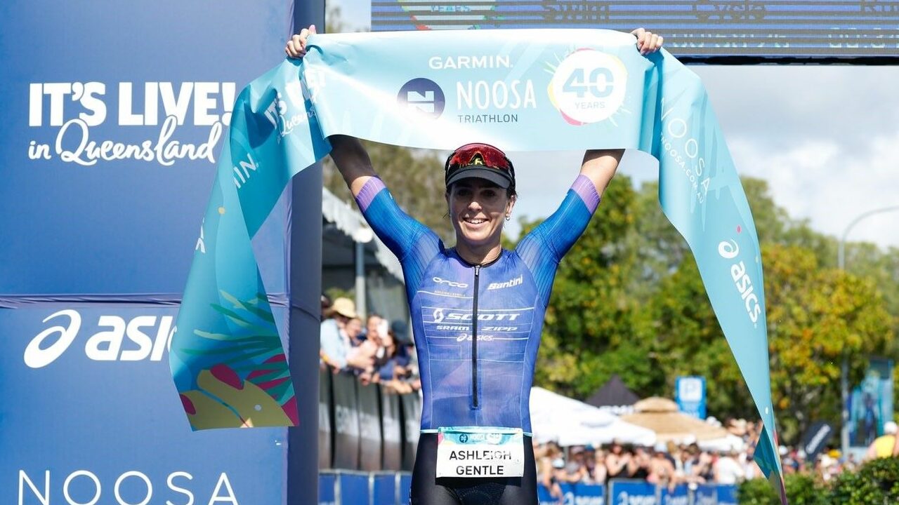 WATCH AGAIN: Noosa Triathlon 2024 as Ashleigh Gentle and Brayden Mercer rule