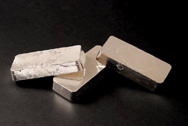 Silver Price Forecast: XAG/USD drops below $31.50, weighed down by USD strength