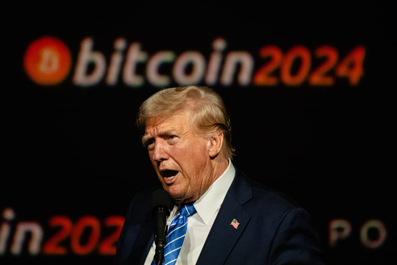 Bitcoin briefly tops $80,000 for first time, extending its Trump-fueled rally