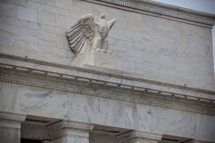 Fed’s Collins: I don’t see a big urgency to lower rates