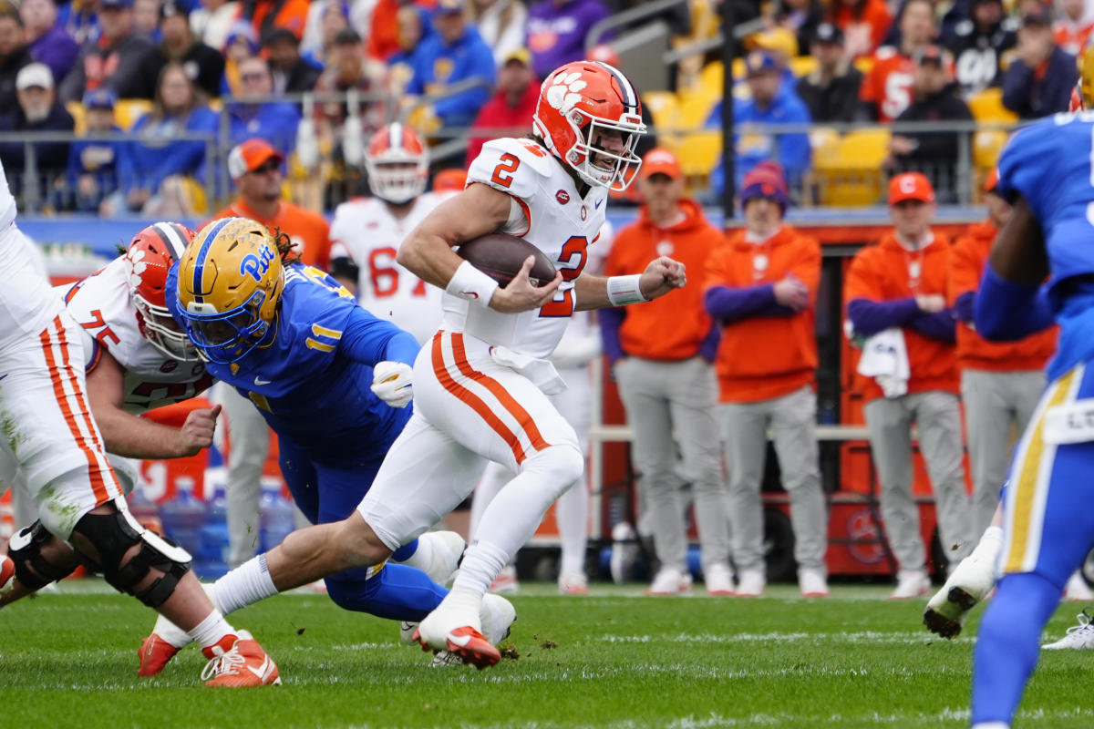 Cade Klubnik’s 50-yard TD run powers Clemson to a 24-20 comeback win over Pitt