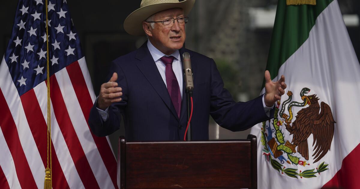 U.S. ambassador bashes Mexico’s security efforts. Mexico’s president pushes back