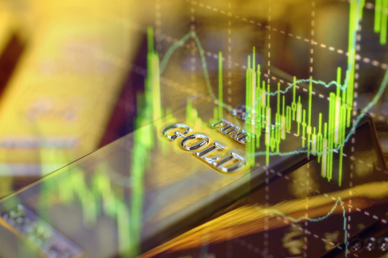 Why gold is a better bet than stocks for 2025