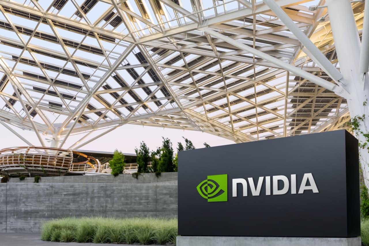 This veteran tech investor won’t sell Nvidia shares now — regardless of earnings