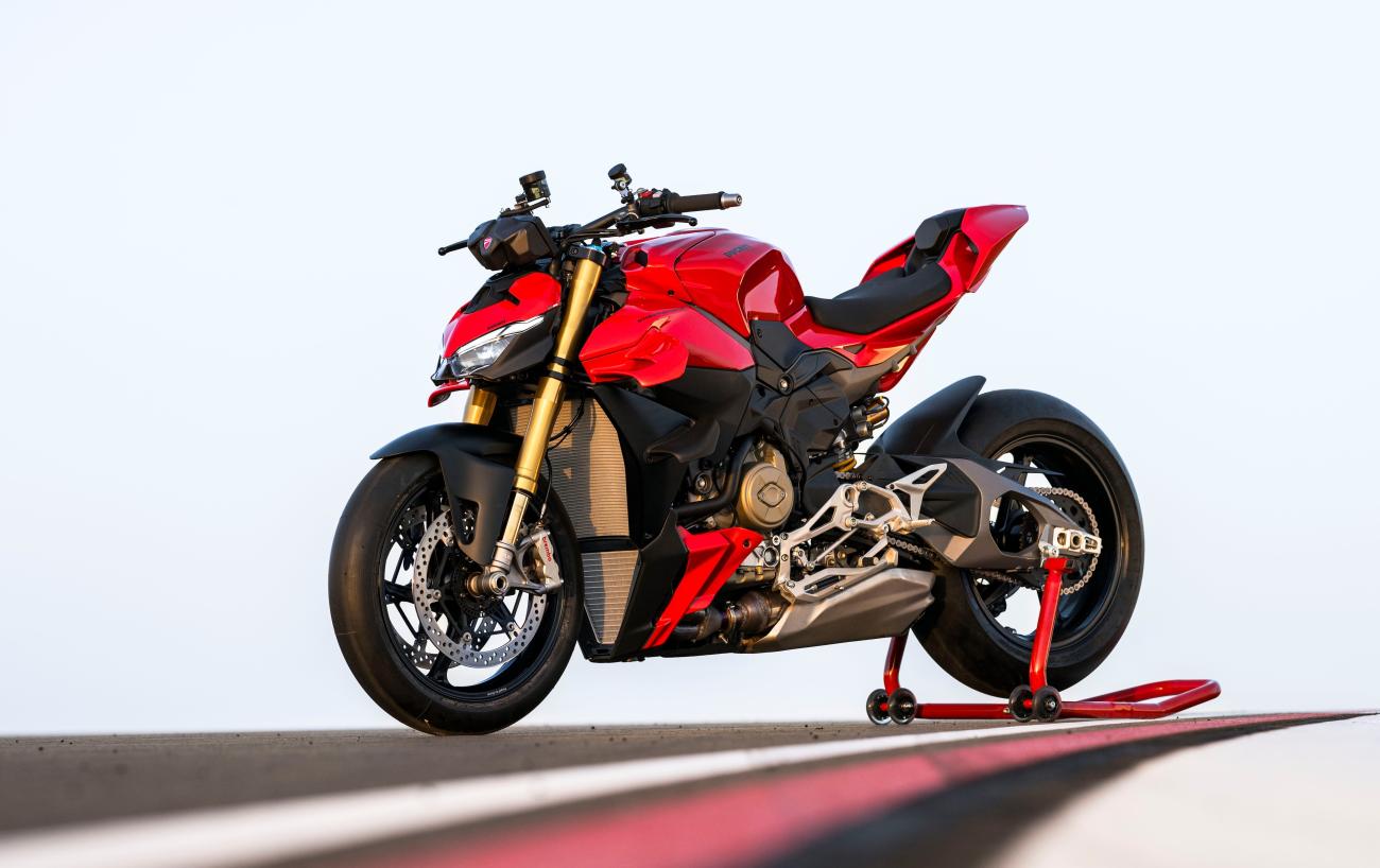 Behold, The 1,116bhp/tonne 2025 Ducati Streetfighter V4