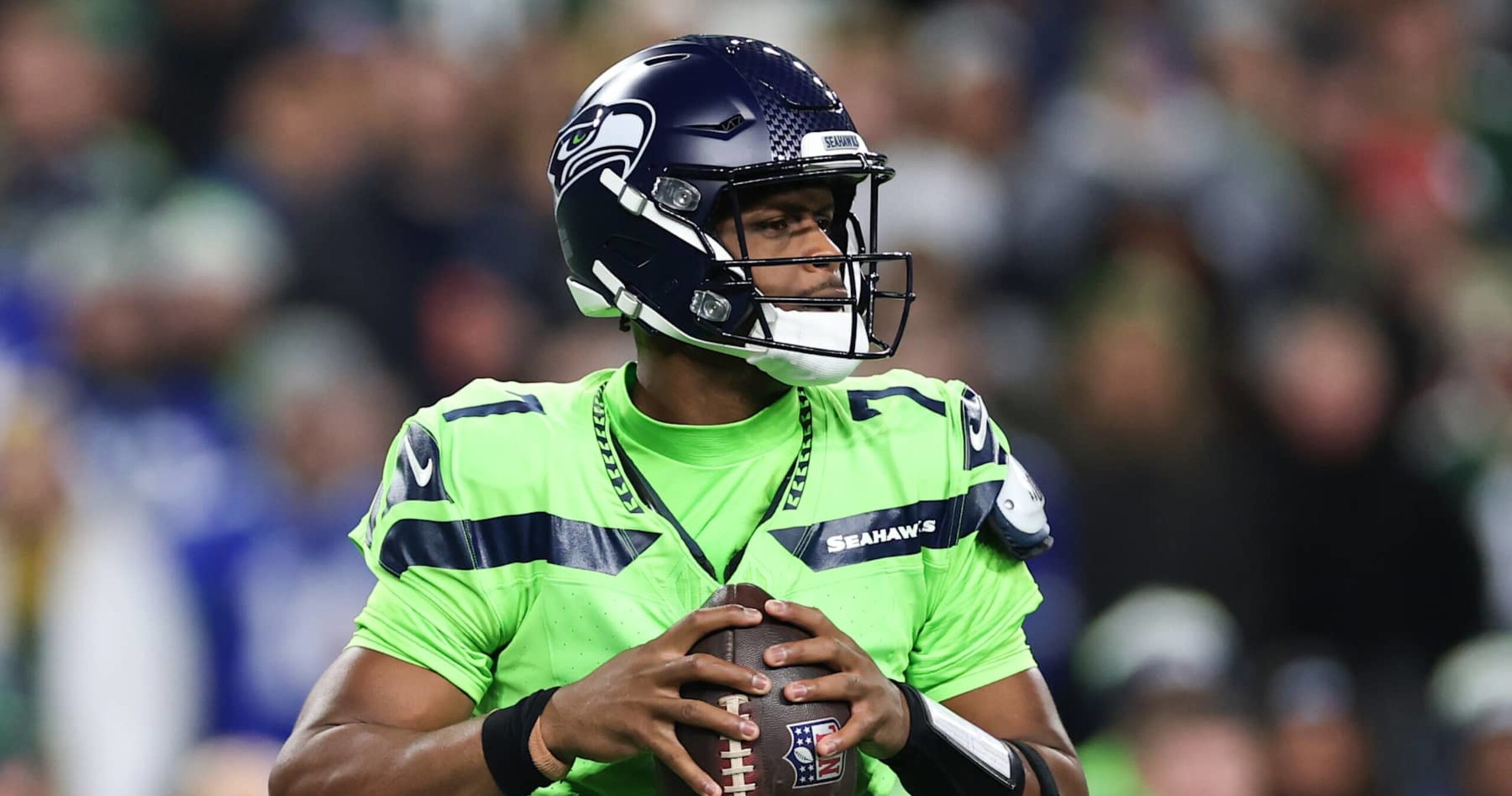 Seahawks’ Geno Smith Could Play vs. Vikings After ‘Optimistic’ Tests on Knee Injury