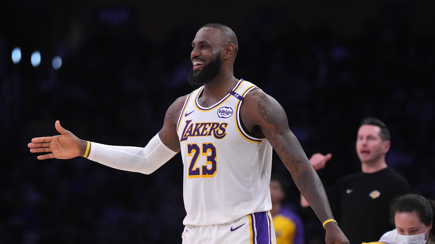 LeBron James Surpasses Kareem Abdul-Jabbar for Another All-Time NBA Record