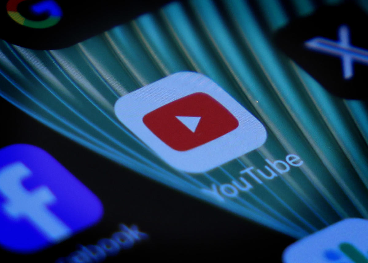 YouTube copies Netflix’s old ‘Play Something’ button in new test