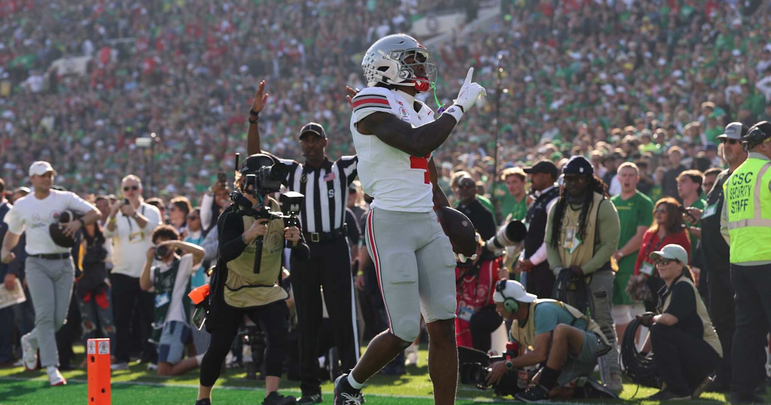 Dan Lanning Says Jeremiah Smith Is ‘NFL Ready’ at Age 19 After OSU’s Rose Bowl Win