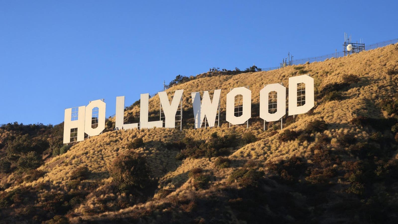 No, The Hollywood Sign Is Not On Fire.