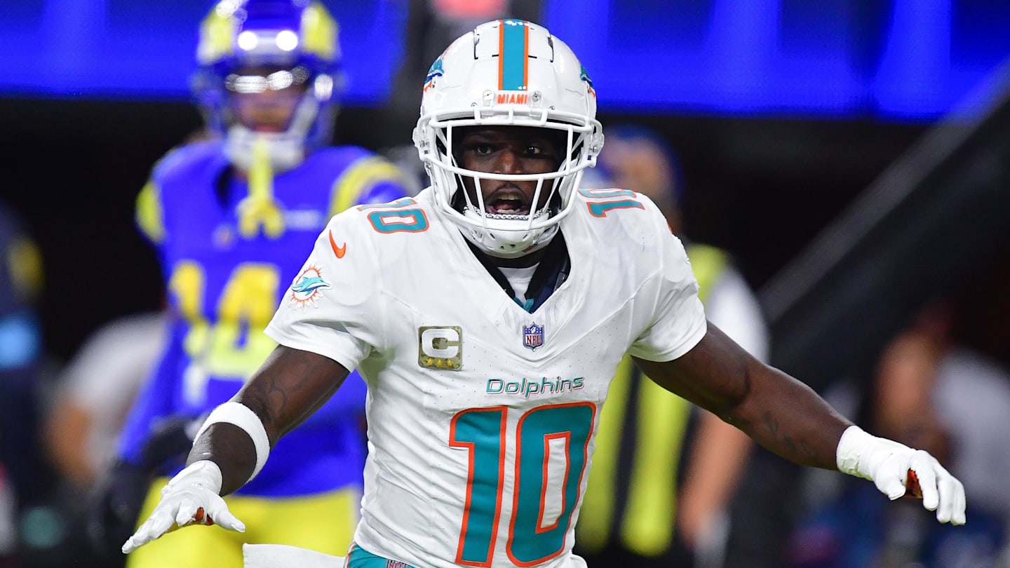 Baltimore Ravens Acquire Miami Dolphins Tyreek Hill in Blockbuster Trade Proposal