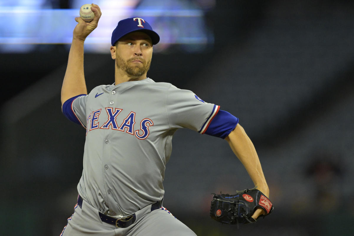 Fantasy Baseball: These 5 risky pitchers might be worth it in 2025