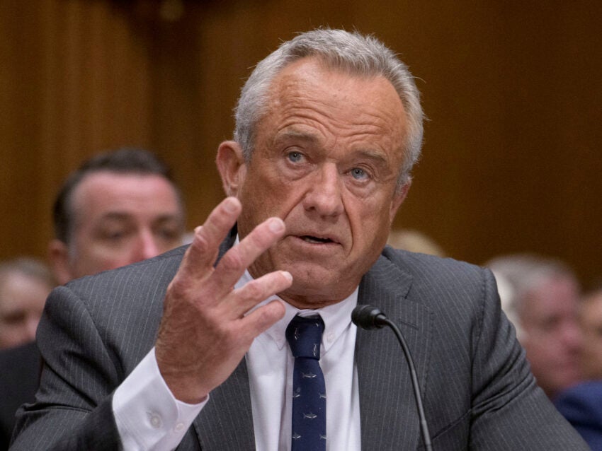 Senate committee advances Robert F. Kennedy Jr. nomination to be health secretary