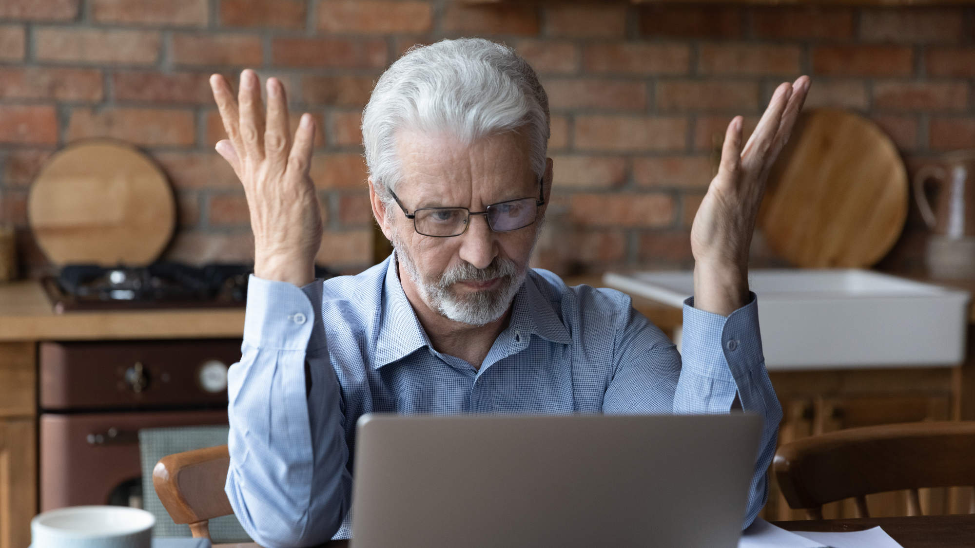 The new Outlook app was just force-installed on Windows 10 PCs