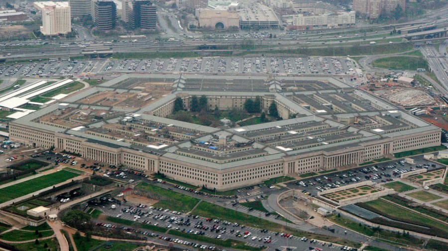 5,400 civilian workers on Pentagon chopping block