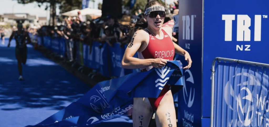 Sprinting to the finish; small differences at World Triathlon Cup Napier, wins for Castro Fajardo and Ridenour