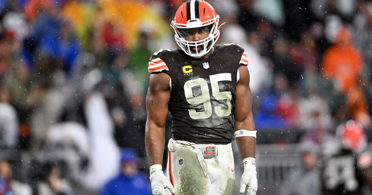 NFL Trade Rumors: Eagles willing to “make a big swing” for Myles Garrett