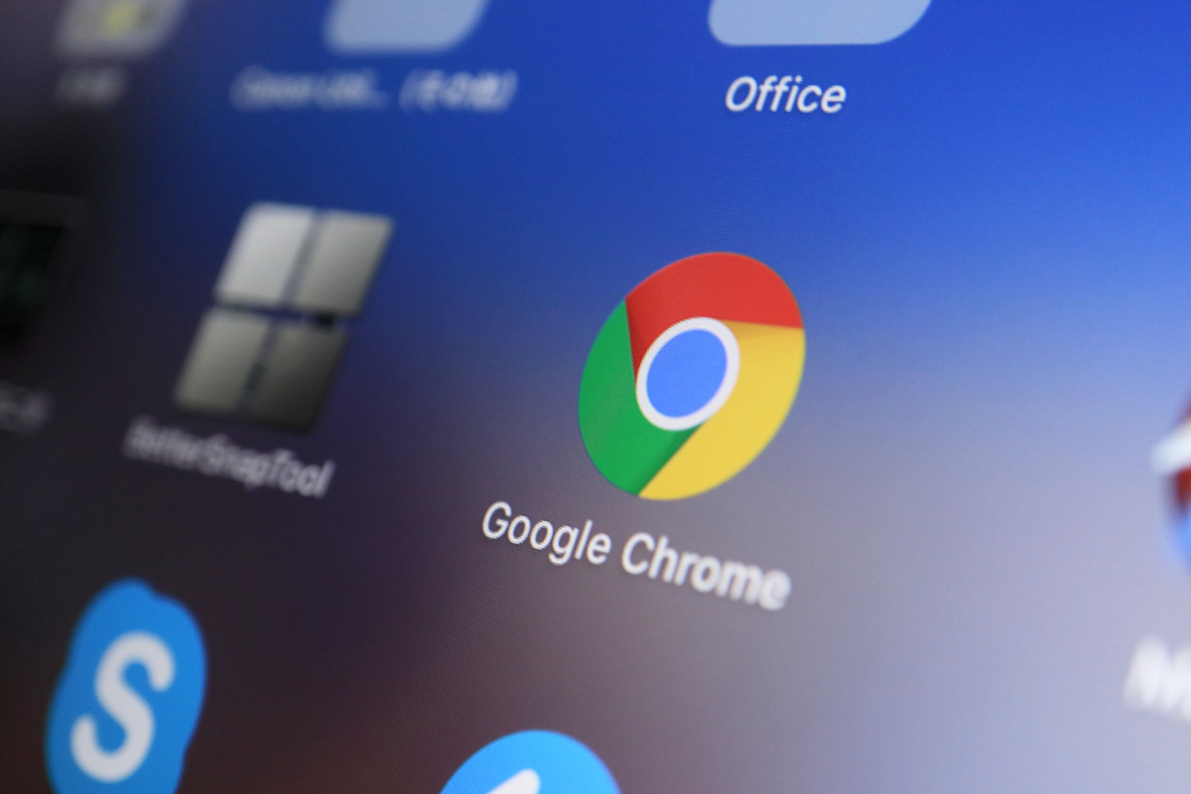 In wake of scandal, Google clamps down on Chrome shopping extensions