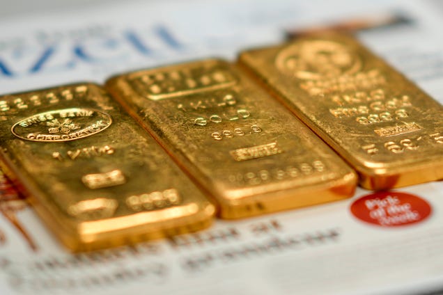 Gold rises above $3,000 for the first time as tariffs breed uncertainty