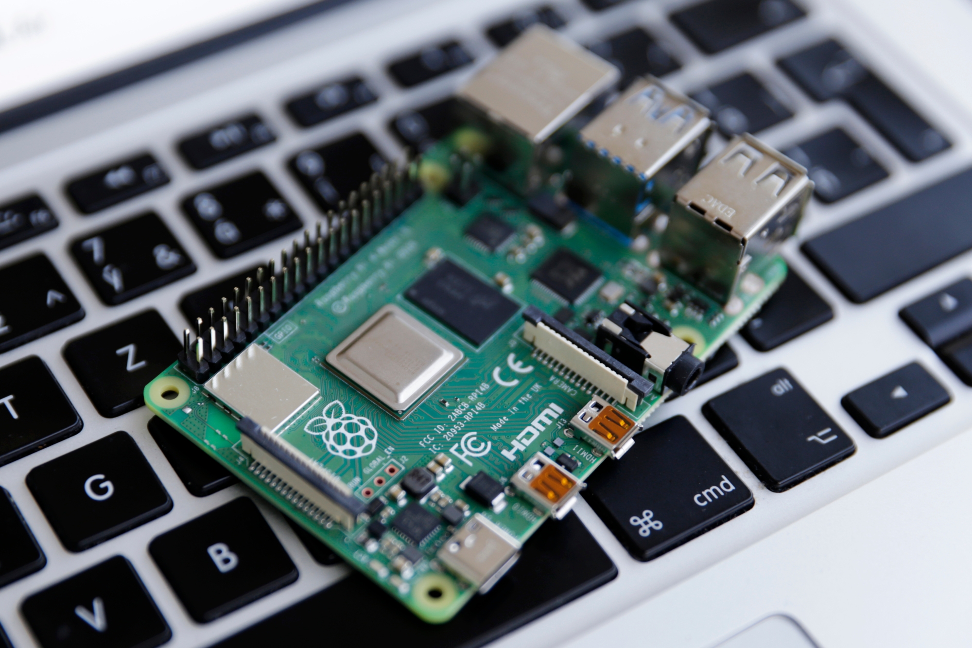 10 surprisingly practical Raspberry Pi projects anybody can do